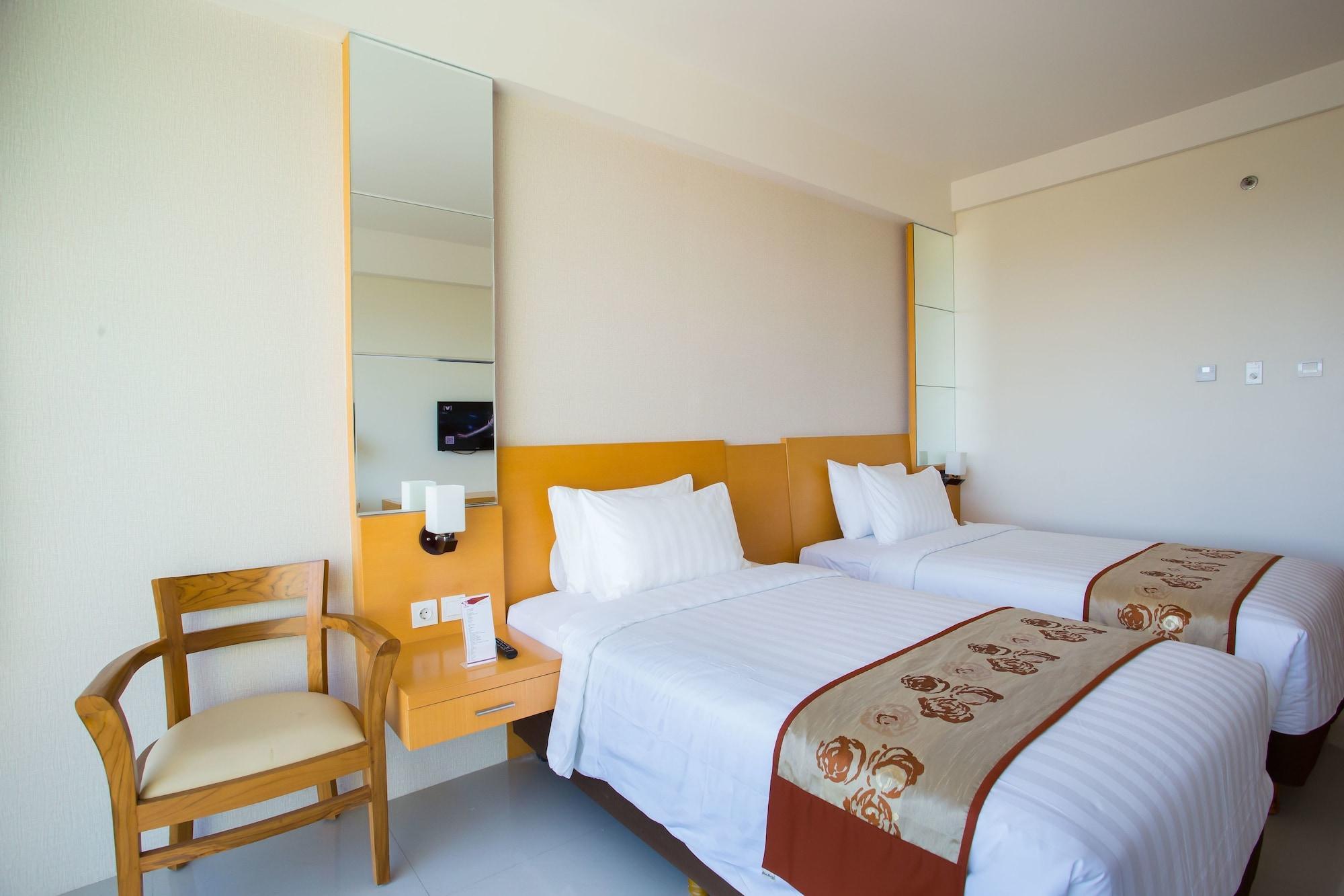 Golden Palace Hotel Lombok Mataram Exterior foto